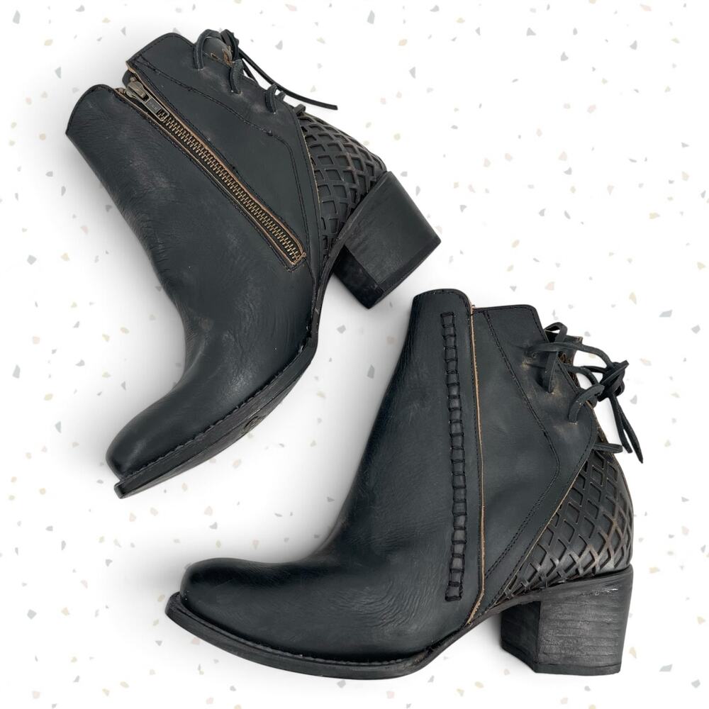 Freebird Dreamer Black Boho Ankle Booties Diamond Lace Backs Square Toe Size 11